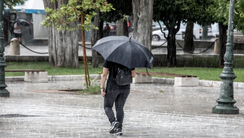 Σε κλοιό κακοκαιρίας ξανά η Αττική το Σάββατο: Πότε θα υποχωρήσει