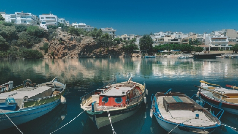 Ζευγάρι από τις ΗΠΑ αποφάσισε να μετακομίσει σε χωριό στην Κρήτη: Το ποσό που δαπάνησε για να αγοράσει σπίτι 