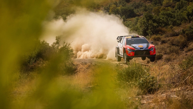 Rally Acropolis: Νικητής ο Νεβίλ στον πιο ανατρεπτικό αγώνα των τελευταίων ετών (vid)