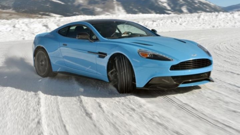 Aston Martin On Ice: Σχολείο οδήγησης για πλουσίους