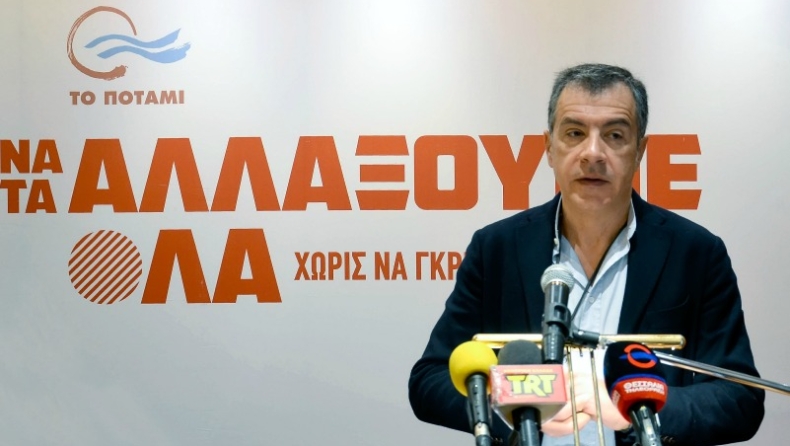 Θεοδωράκης: «Ναι στον ΖΥΡΙΖΑ υπό προϋποθέσεις»