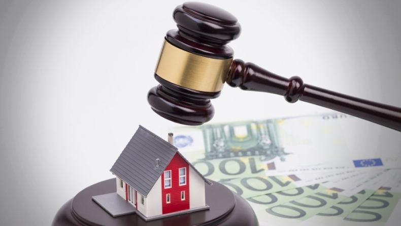 Ποιος «μπλοκάρει» το νομοσχέδιο για την προστασία της 1ης κατοικίας