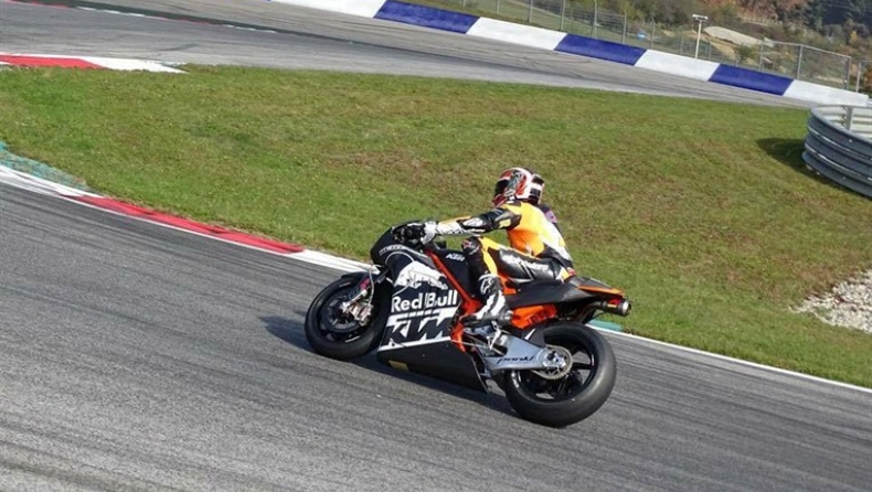 Σε δοκιμές η KTM για το Moto GP (video)