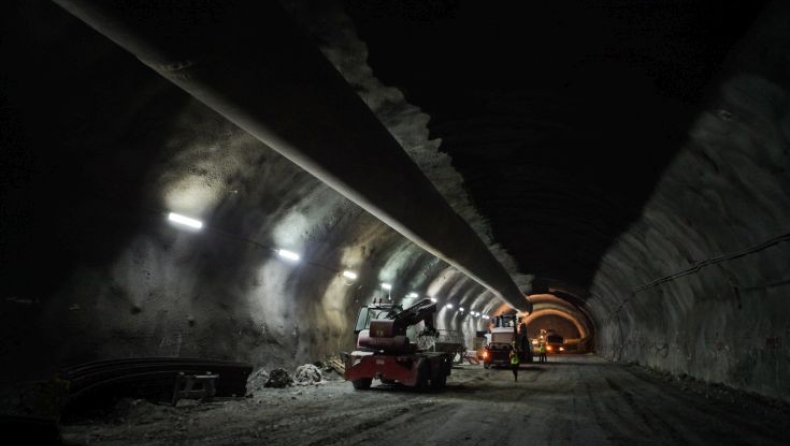 Αυτές είναι οι τιμές στα νέα διόδια για τις σήραγγες των Τεμπών