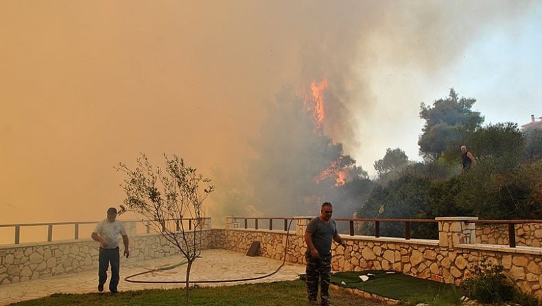 Δεν είναι τυχαίες οι πυρκαγιές στην Ζάκυνθο, λέει ο γγ Πολιτικής Προστασίας