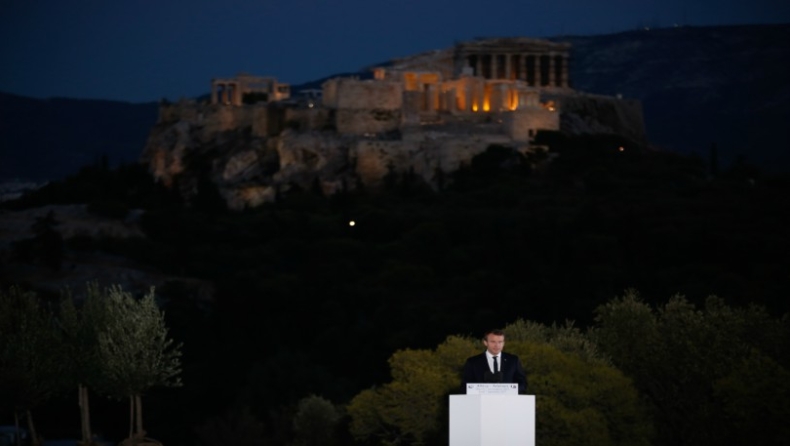 Όλη η ομιλία του Μακρόν στην Πνύκα (pics)