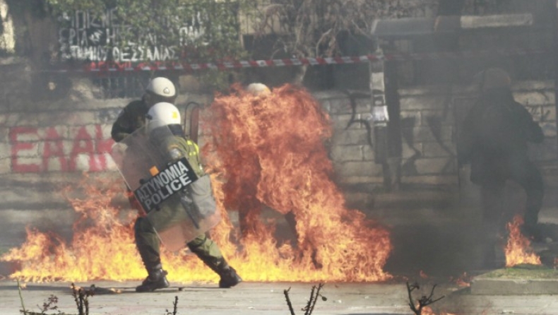 Επεισόδια στο κέντρο της Θεσσαλονίκης (pics & vids)