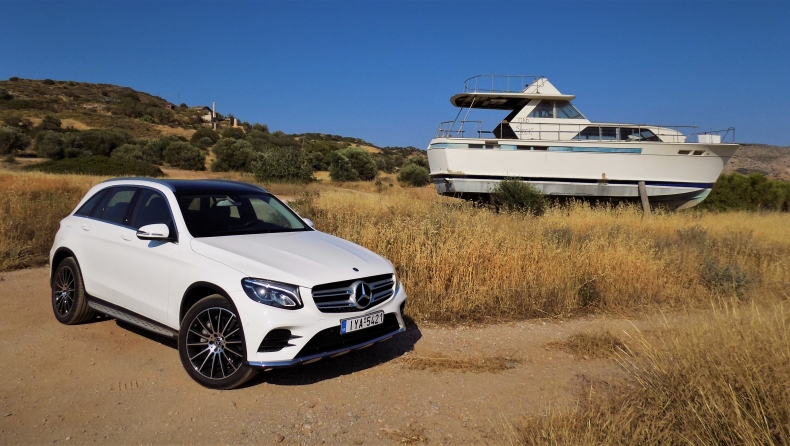 Παντός καιρού και εδάφους η λαμπερή Mercedes GLC 4Matic!