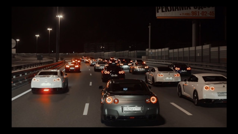 40 Nissan GT-R «καταλαμβάνουν» τη Μόσχα! (vid)