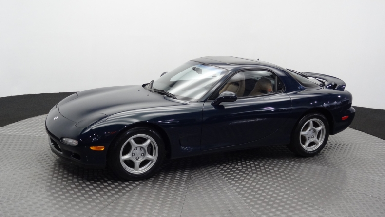 Ένα Mazda RX-7 FD του 1994 πωλείται σαν καινούργιο! (pics & vid)