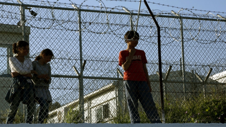 Απανθρακωμένη 27χρονη πρόσφυγας στην Μυτιλήνη: Ο πατέρας έσωσε τα παιδιά (vid)