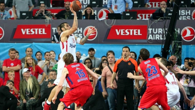 Δείτε ξανά με σχολιασμό την θρυλική Euroleague που κατέκτησε ο Ολυμπιακός στην Πόλη το 2012 (vid)