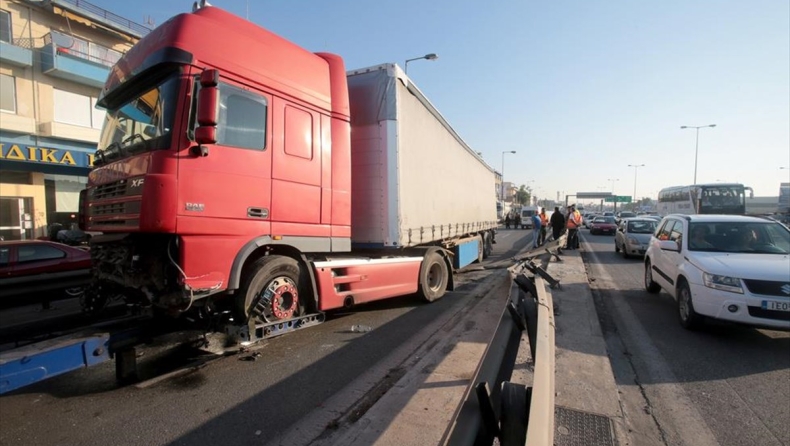 Υψηλό το ποσοστό θανάτων από βαρέα οχήματα στην ΕΕ