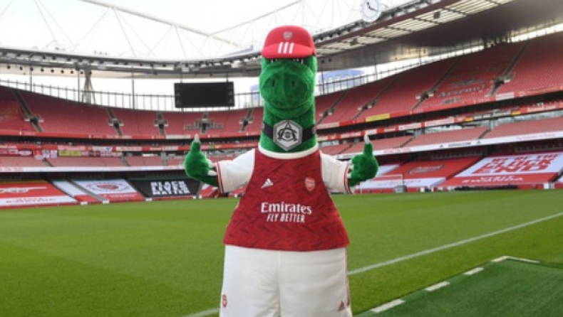 Άρσεναλ: Ο «Gunnersaurus» έπιασε ξανά δουλειά στο «Emirates» (pic)