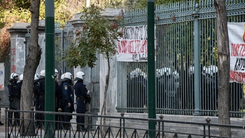 Ένωση Δικαστών και Εισαγγελέων: Αντισυνταγματική η απαγόρευση των συναθροίσεων, να ανακληθεί άμεσα!