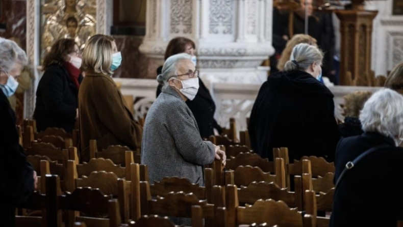 Δερμιτζάκης για εκκλησίες: Μην απορεί κανείς που θα είμαστε σε lockdown για πολύ καιρό