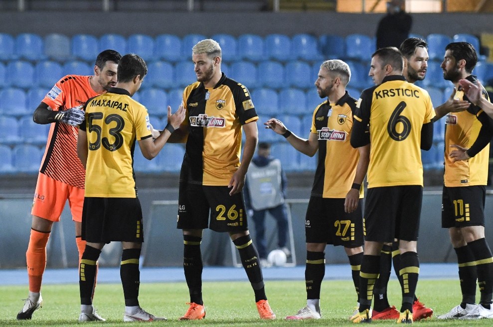 Super League Interwetten, η βαθμολογία: Η ΑΕΚ… έπιασε τον Ολυμπιακό και πέρασε τον ΠΑΟΚ!