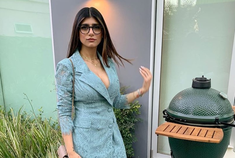 H Mia Khalifa κάνει come back και επιστρέφει στο Ramy (vids)