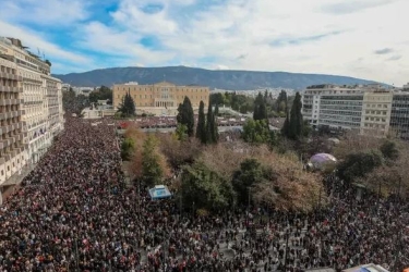 Δημοσκόπηση OPEN: Δικαιοσύνη και κυβέρνηση «δεν κάνουν ό,τι μπορούν» για τα Τέμπη - Με 8,7% μπροστά η ΝΔ