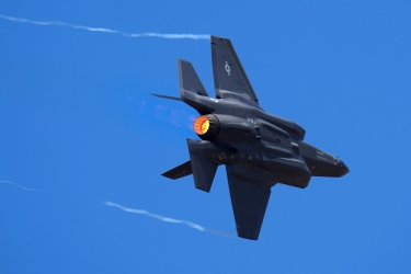 Πιλότος αποκαλύπτει πώς είναι να πετάς με F-35: «Καμία σχέση με το F-16»