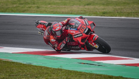 MotoGP Algarve FP3: Μάχη στο χιλιοστό Μπανάια-Κουαρταραρό