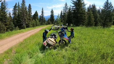 Θα πήγαινες για enduro με μια Goldwing; (vid)