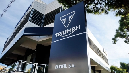 Triumph Motorcycles: Ένα νέο πρότυπο κατάστημα στην Αττική