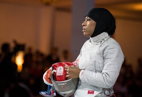 ibtihaj_muhammad_fencing