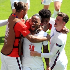 Αγγλία – Κροατία 1-0: Ο πρώτος βρυχηθμός (vids)
