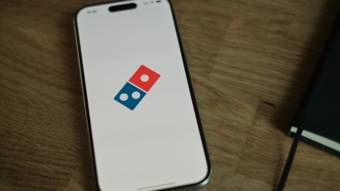 Domino's: Το μυστικό πίσω απ' το διάσημο λογότυπο που δεν γνώριζε κανείς