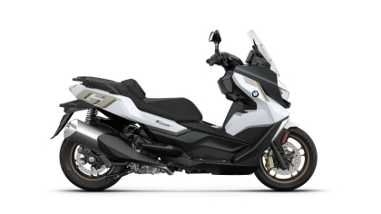 BMW C 400 GT & X: Πιο πλούσιος ο βασικός εξοπλισμός για το 2025 - Τιμές