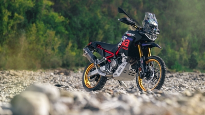 Aprilia Tuareg Rally: Mε χωμάτινες αγωνιστικές δάφνες (vid)