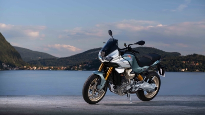 Moto Guzzi V100 Mandello 2025: Η φίρμα του αετού εξελίσσεται τεχνολογικά (vid)