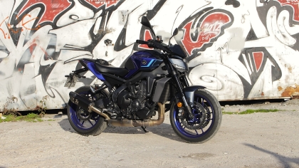 Test Ride Yamaha MT-09 Y-AMT: Αυτόματα στο 2025