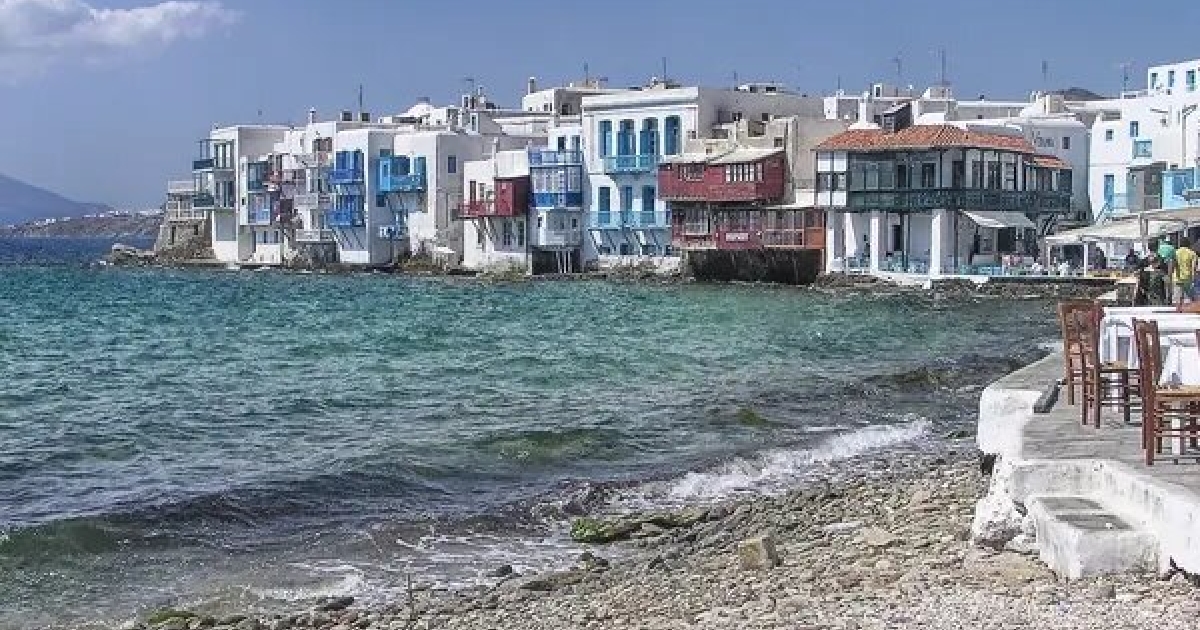 Tax evasion lockout at popular restaurant in Mykonos (video)