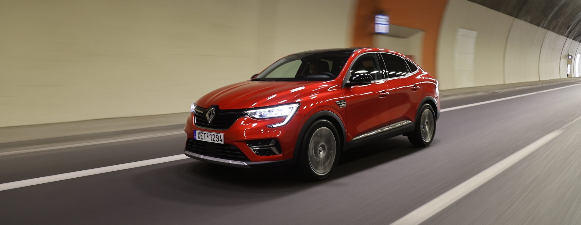 Renault Arkana: Το κουπέ SUV με την υβριδική υπόσταση