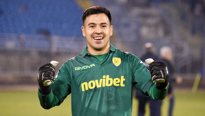 Λούκας Τσάβες