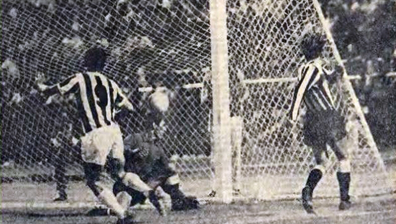 1971 | Ολυμπιακός - ΠΑΟΚ 3-1: «Παραδόθηκε» με κατεβασμένα χέρια